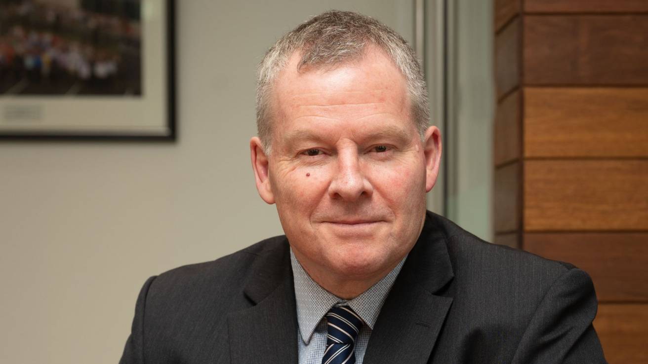 ATO commissioner warns Australia's $115 billion tax debt is still rising