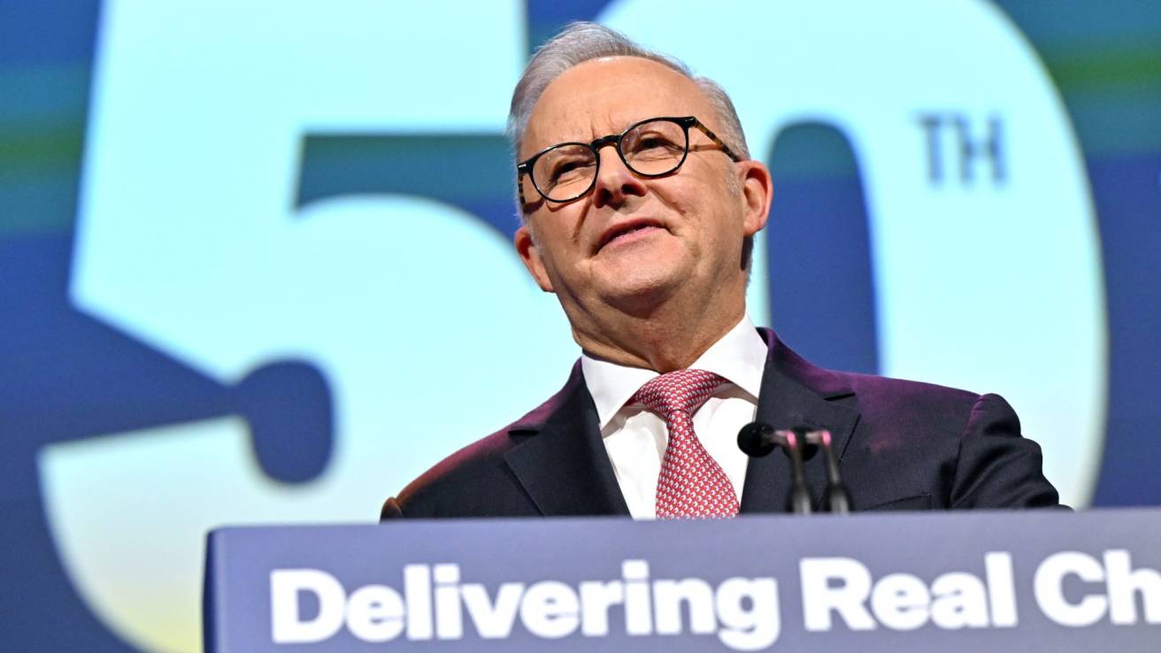 Government eyes WA to add oil refinery to energy security mix